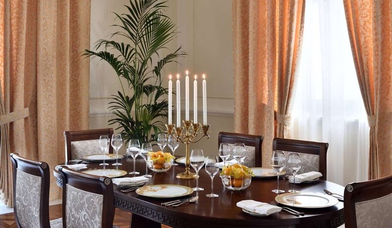 Palazzo Versace Dubai - Signature Suite Dining